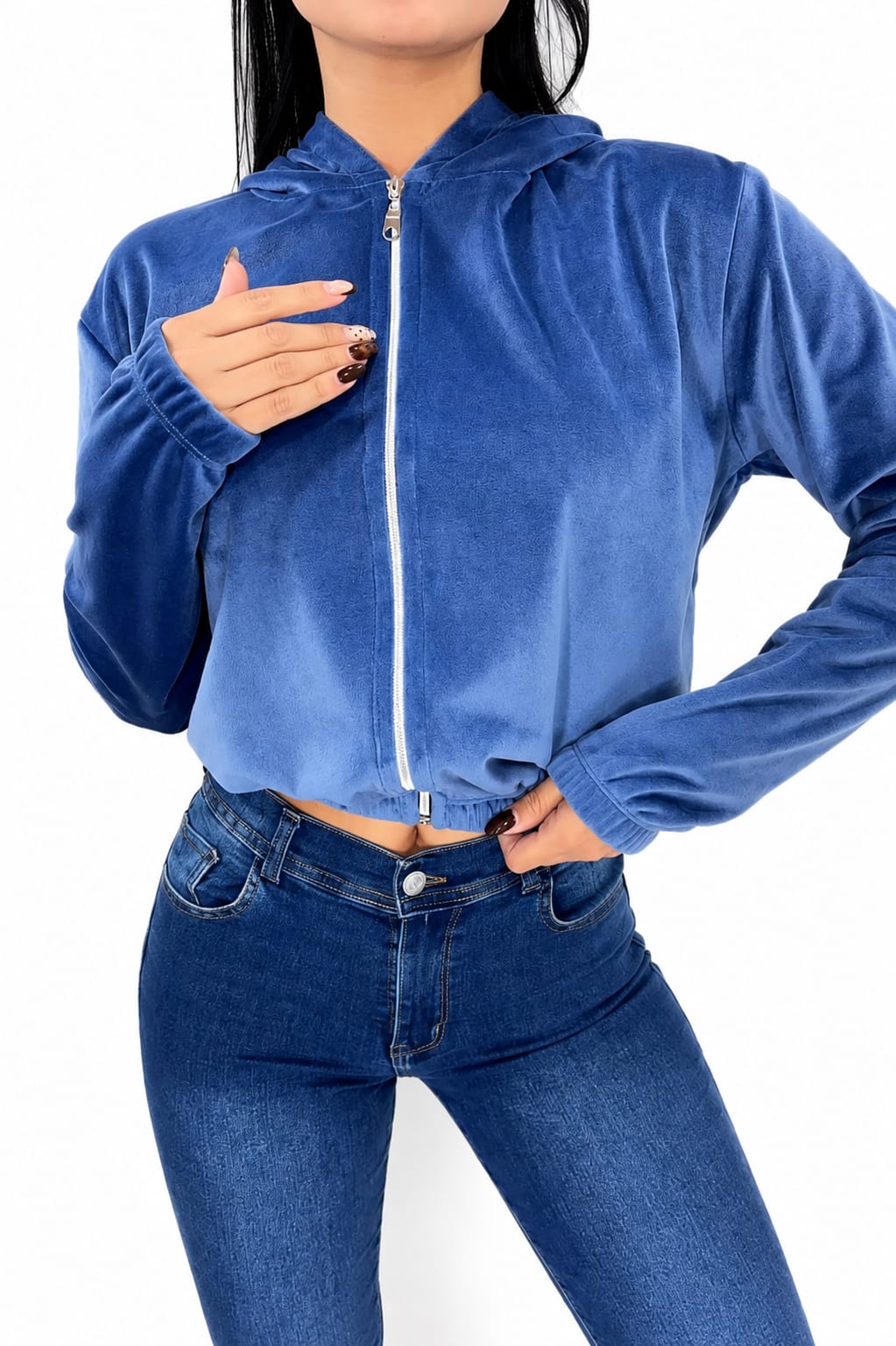 CAMPERA CON CAPUCHA/PLUSH